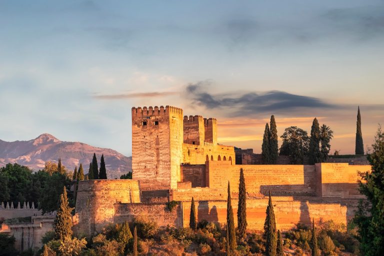 Alhambra y Palacios nazaries en privado 7 768x512