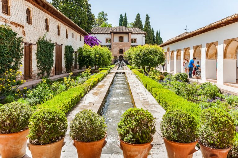 Visita a Alhambra y Palacios Nazaries 12 768x511