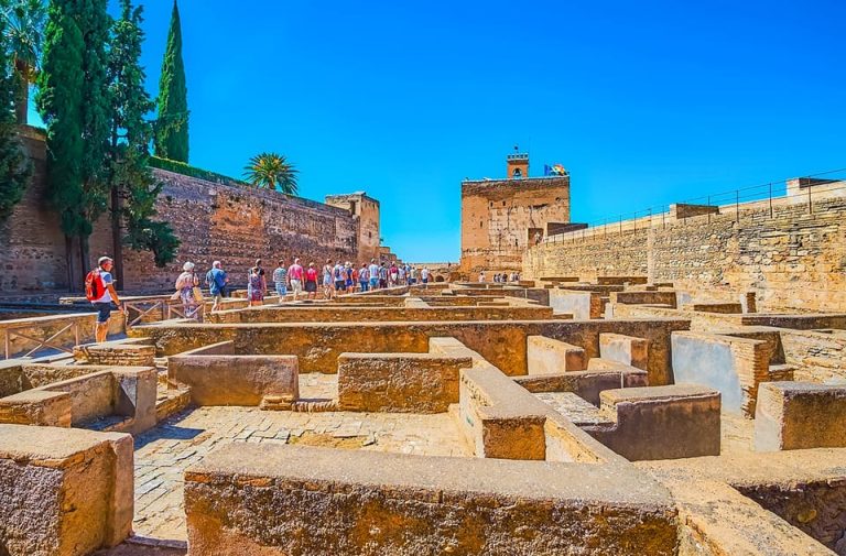 Visita a Alhambra y Palacios Nazaries 13 768x505