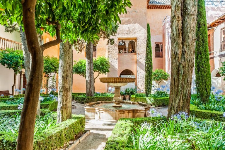Visita a Alhambra y Palacios Nazaries 9 768x511