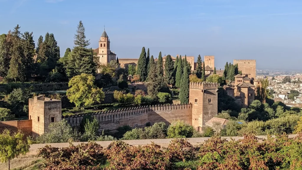 Antelación necesaria para reservar la Alhambra