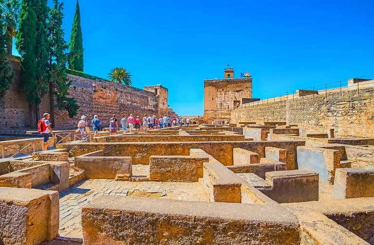 Visita guiada a Alhambra Palacios 1 768x505