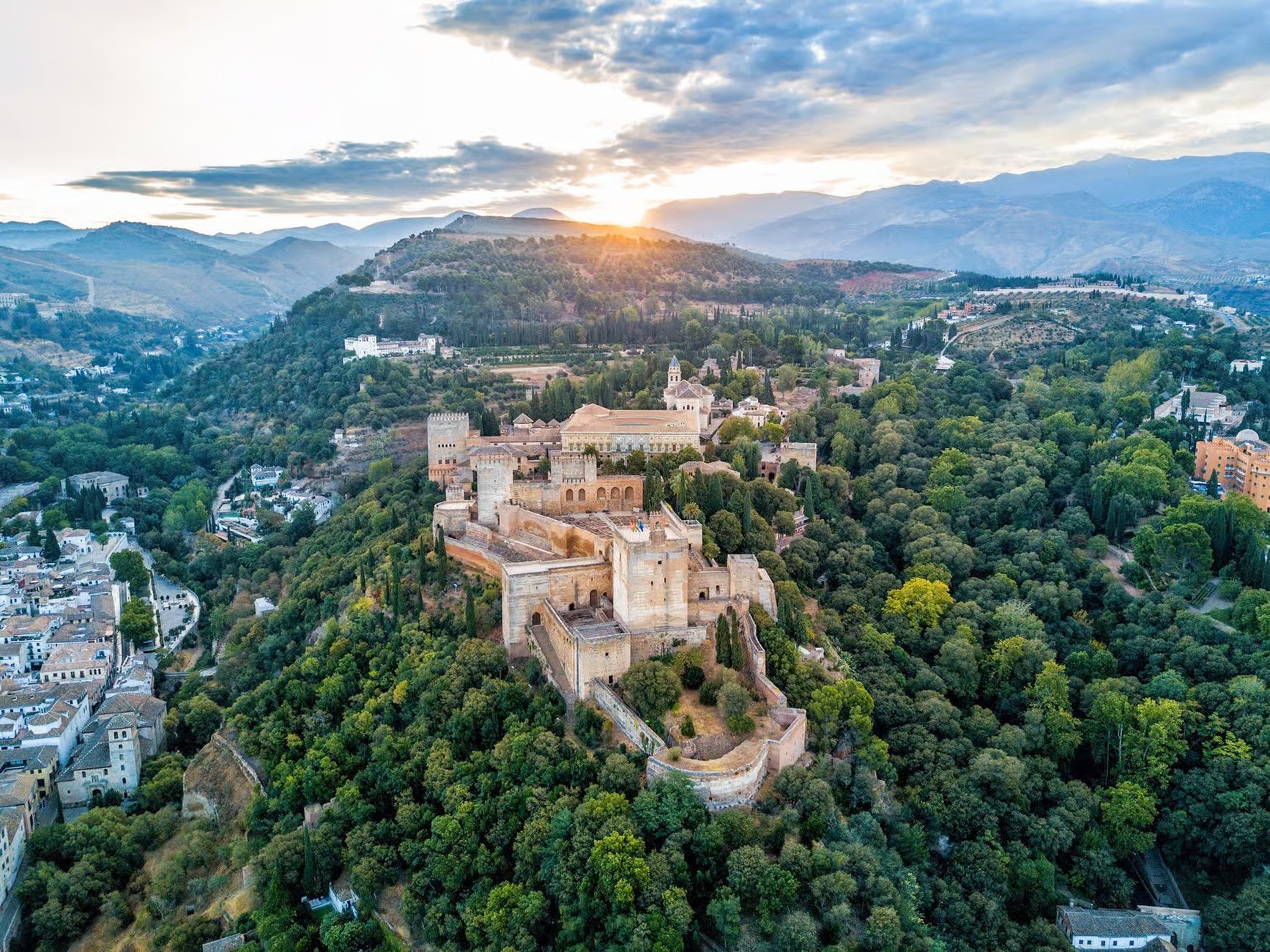 Visita guiada a Alhambra y Palacios